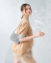 ANTEPRIMA_WIREBAG_LUCCHETTO_PB20FA13A6_Shoulder_Bag_Medium_silver_model1