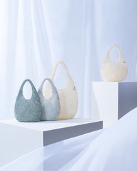 ANTEPRIMA_WIREBAG_PALLONCINO_PB25SQ70JU_Shoulder_Bag_Small_iridescent-transparent-aurora_mood1