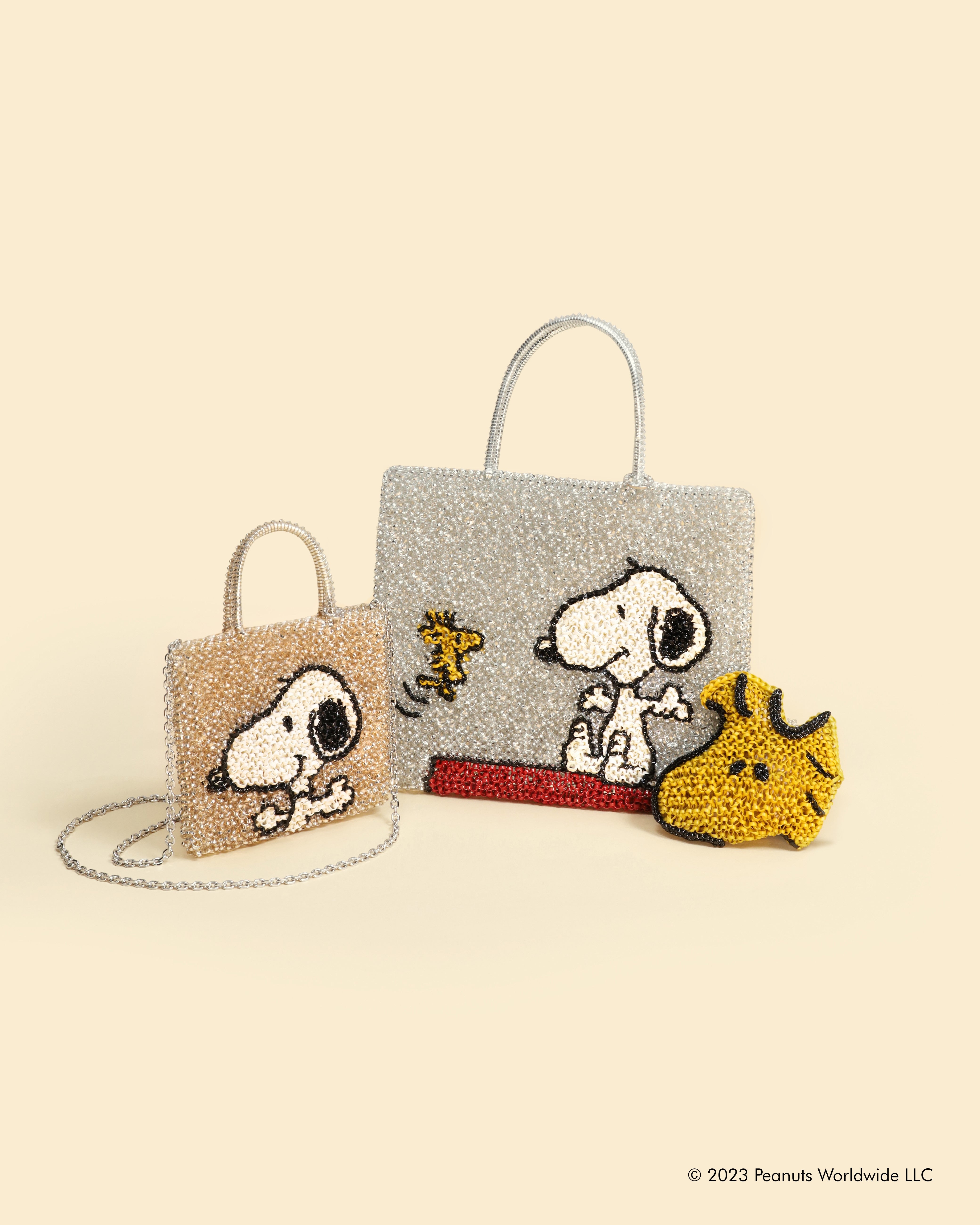 ANTEPRIMA x SNOOPY™ - WOODSTOCK POUCH & WALLET – ANTEPRIMA Online