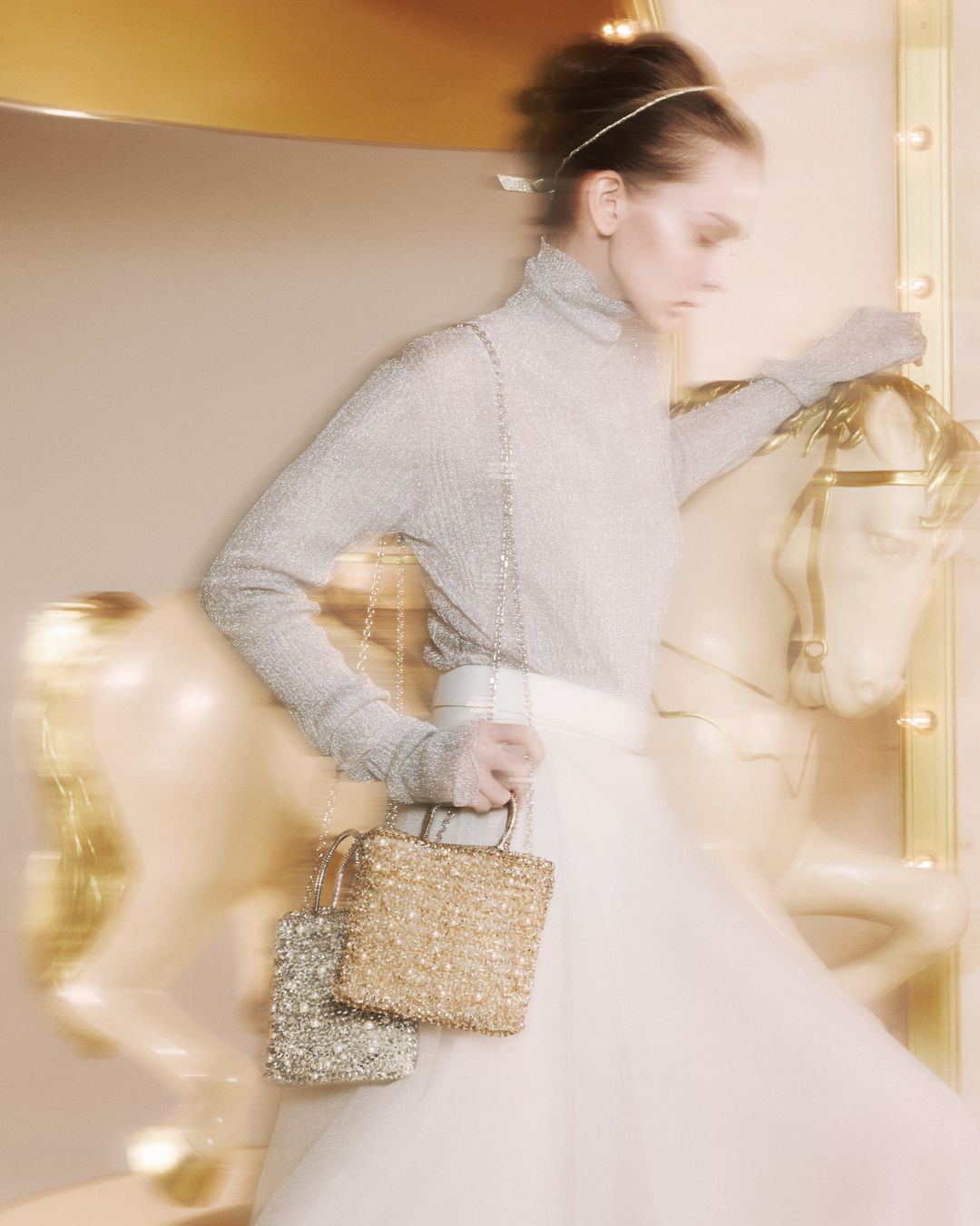 ANTEPRIMA - CROSSBODY WIREBAG PERLA GLITTER – ANTEPRIMA Online Store